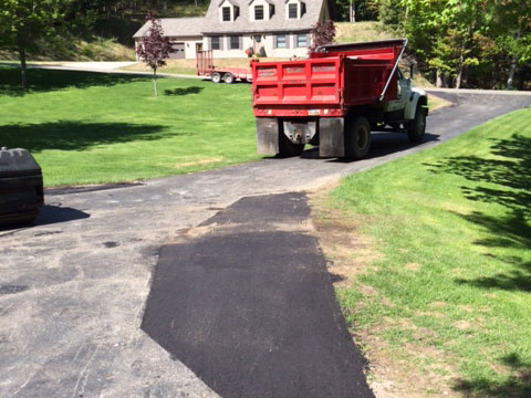 Asphalt Driveway Repair - Sealcoating sealcoating asphalt driveway repair cadillac michigan wexford county